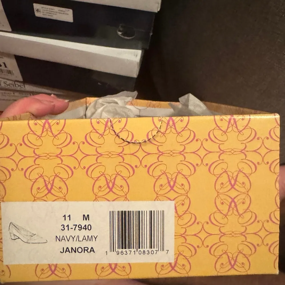 EASY STREET Janora Block Heel Pumps in Navy, Size Womens 11, New in Box - Image 9