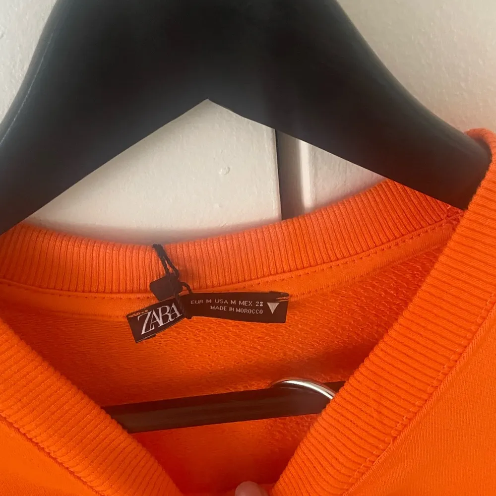 Zara sweatshirt and matching sweatpants - Image 14