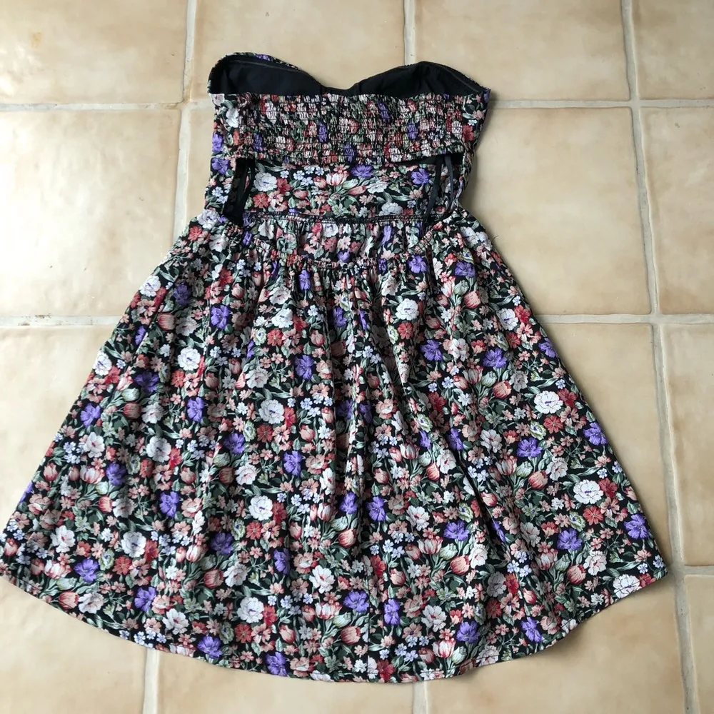 Band of Gypsies Floral Dress - Image 3