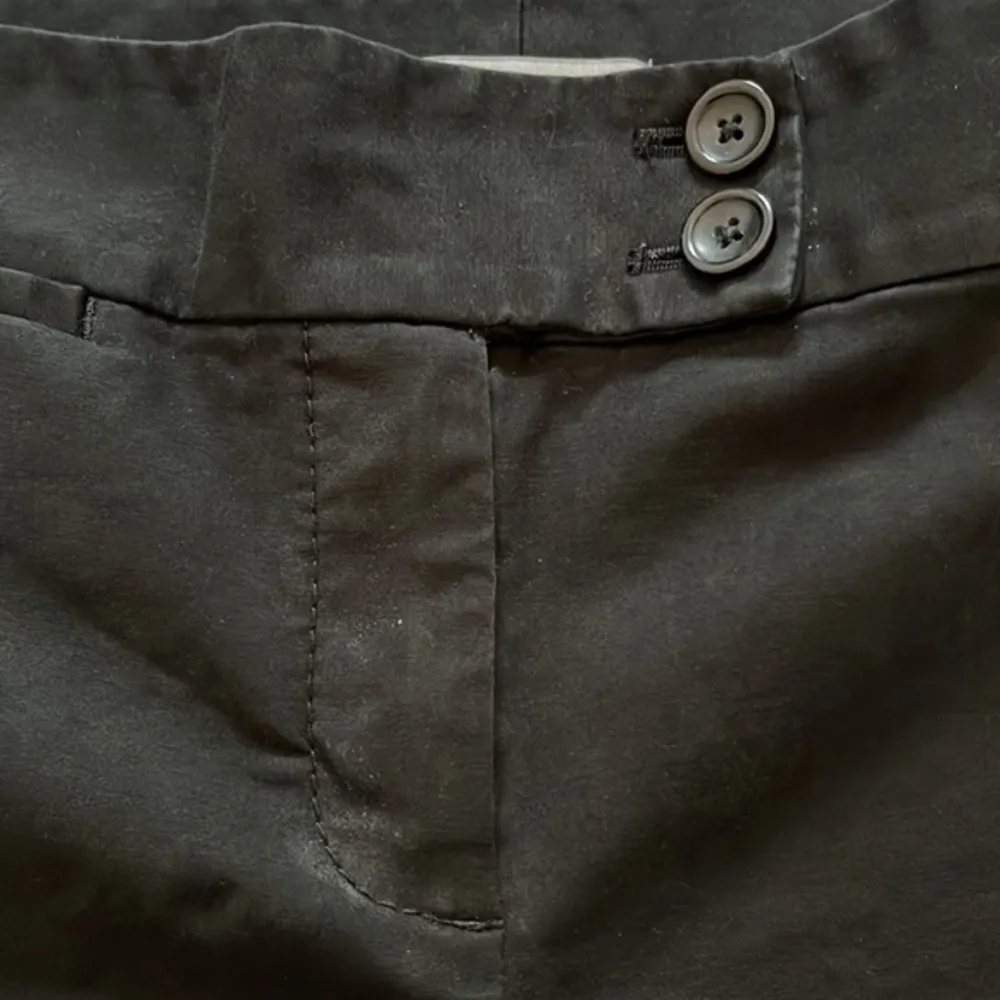 Ann Taylor Black Bermuda Shorts Signature Low Waist Sz 8 EUC #7524 - Image 2