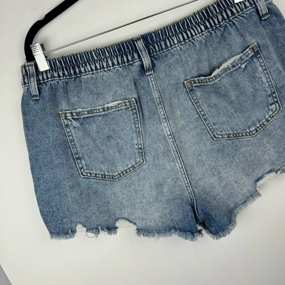 Aerie Daydream Denim Shorts Sz XL Distressed Light Wash Stretch Jean Short - Image 10