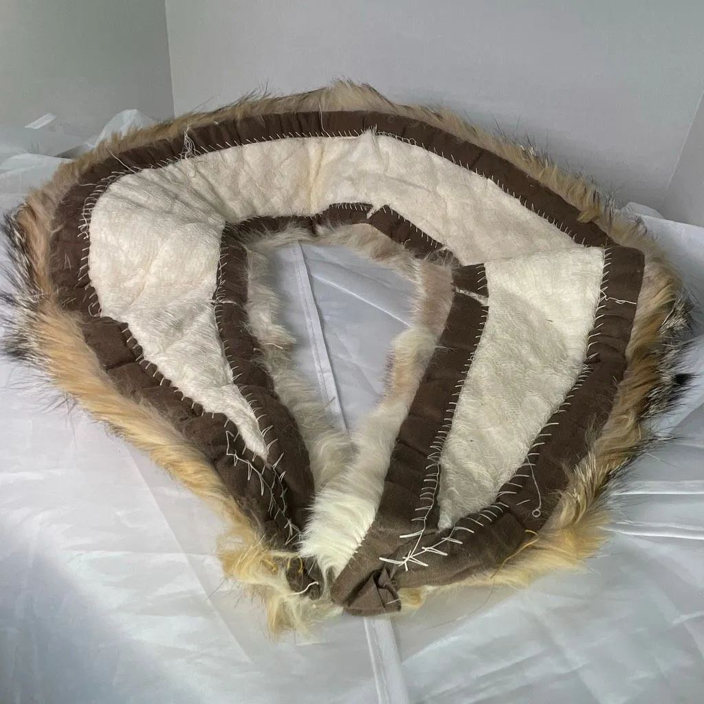 Vintage Coyote fur pelt scarf collar Tan - Image 6