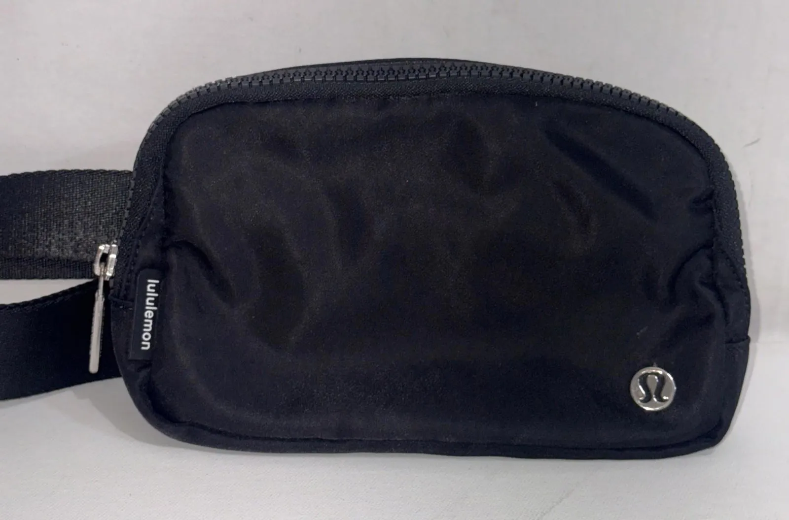 Lululemon Everywhere Belt Bag Fanny Pack Travel Pouch Adjustable Strap Waist Pac Black - Image 1