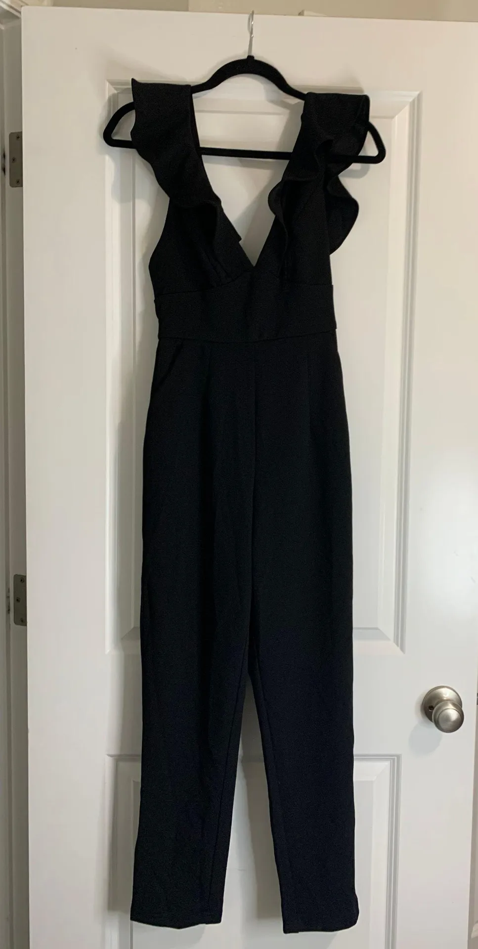 New  Leilani Black Ruffled Jumpsuit Size XS - Image 5