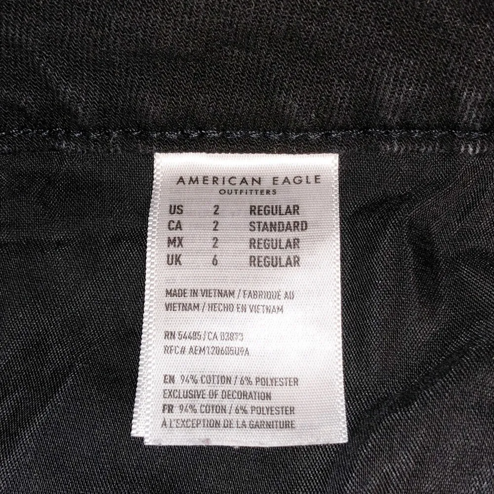 American Eagle Black Button Up Denim Jean Mini Skirt With Pockets Size 2 - Image 2