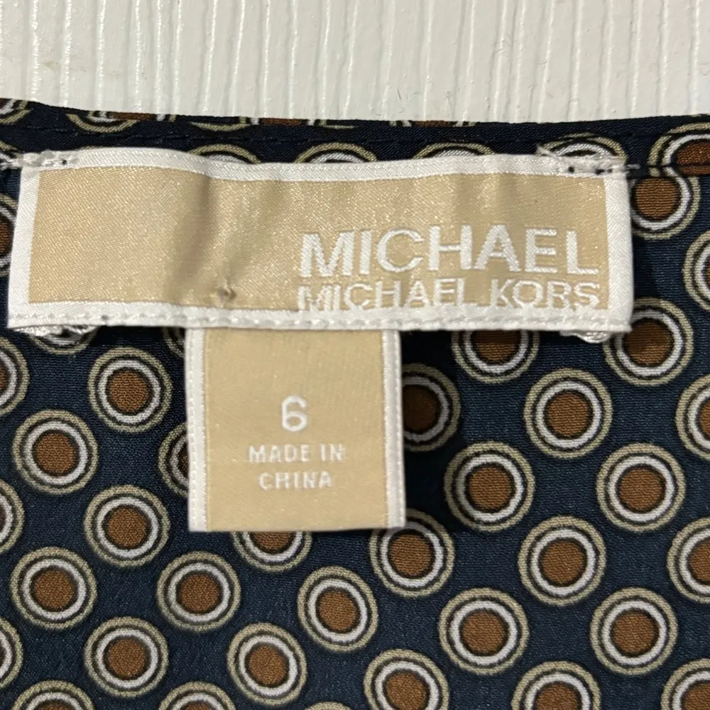 Michael Kors sleeveless button down - Image 2