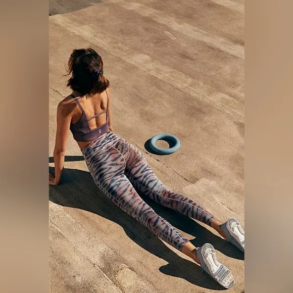 NWT Free People Movement High-Rise 7/8 Beat The Heat Reversible Printed Leggings - Image 2