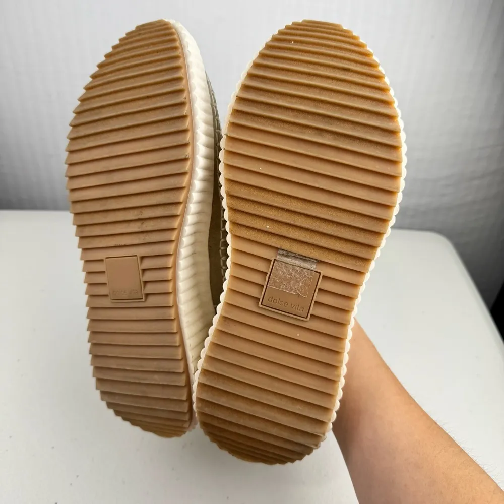 DV by Dolce Vita Dayo Cream Tan Slip - Image 8