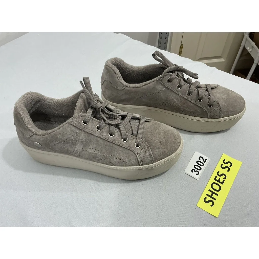 Womans Sketchers Martha Stewart Size 10 Taupe Suede Lace Up Platform Sneakers - Image 2