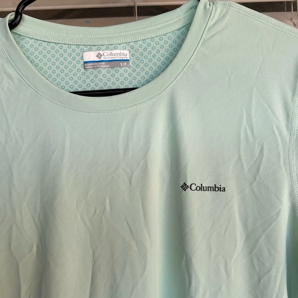 Columbia Mint Green Long Sleeve Top - Image 3