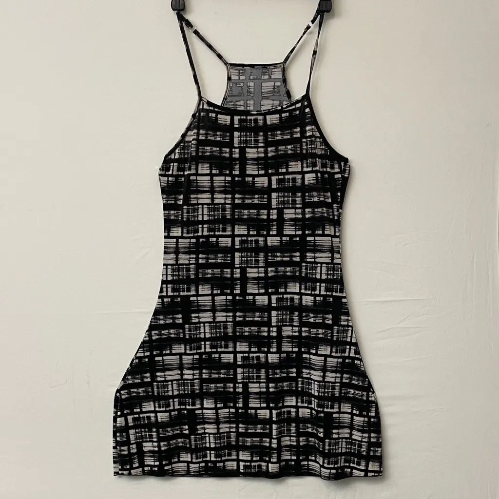 West Loop  Black & White Patterned Mini Dress – Size Small …(G3)!! - Image 3