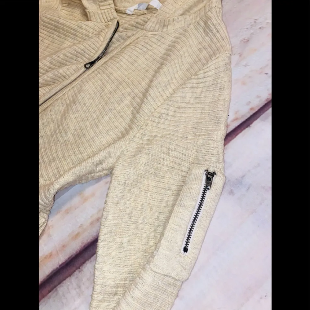 ATHLETA Sweater Dress - Image 4