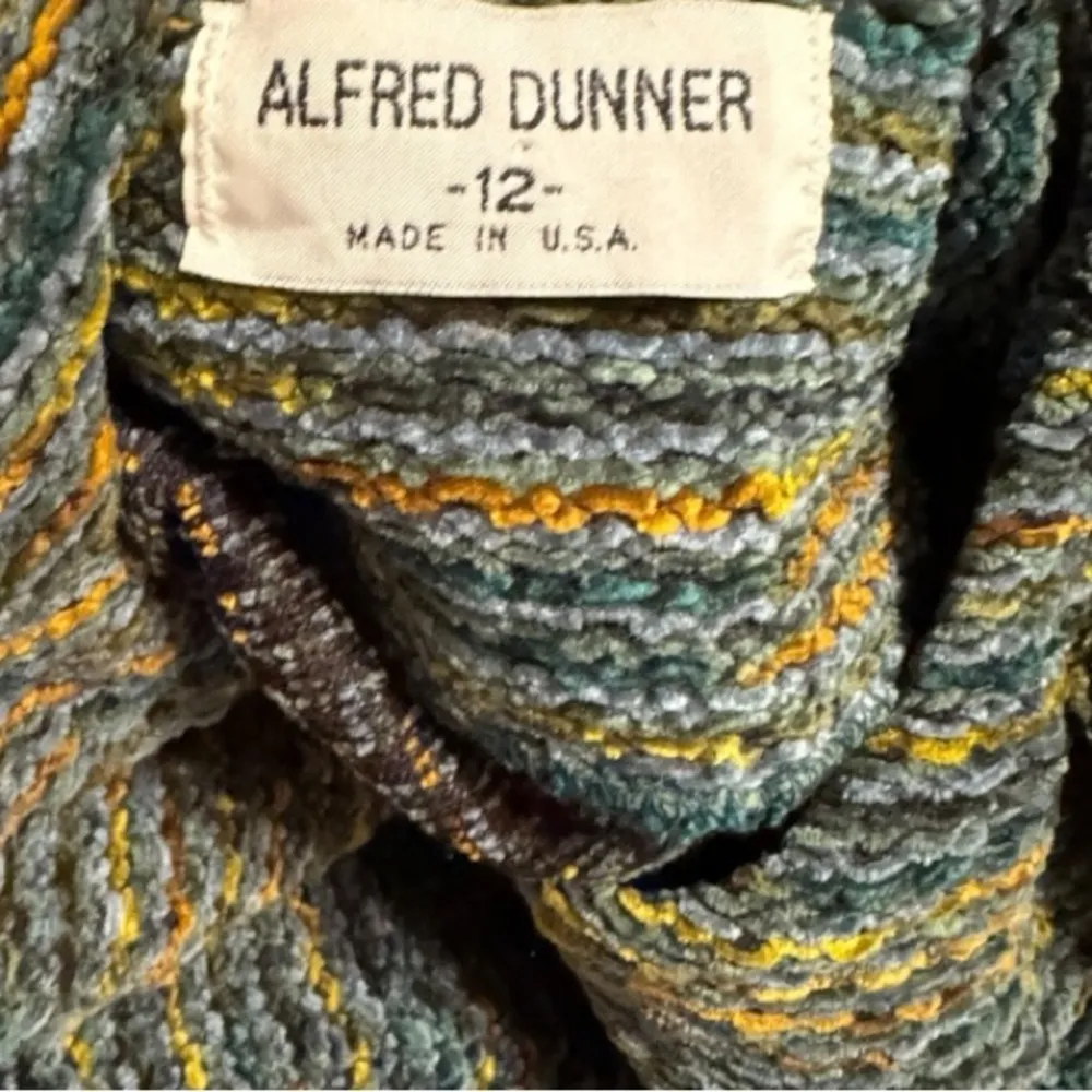 Alfred Dunner Chenille Cardigan Sweater‎ Size 12 - Image 4