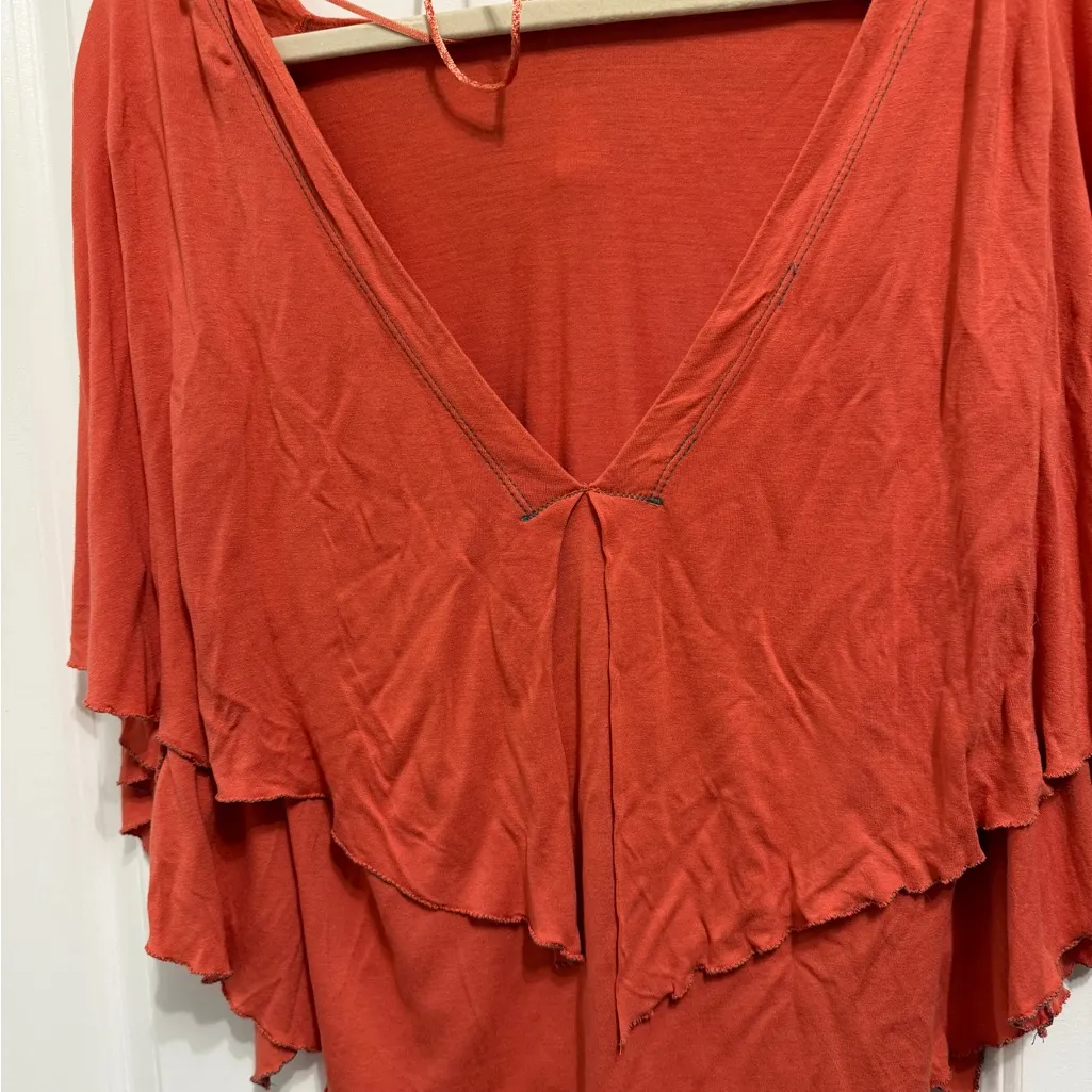 Free People batwing style embroidered top - Image 5