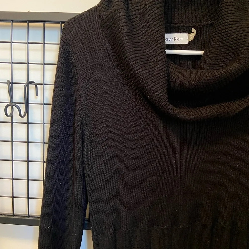 Calvin Klein women’s sweater dress —‎ medium - Image 5