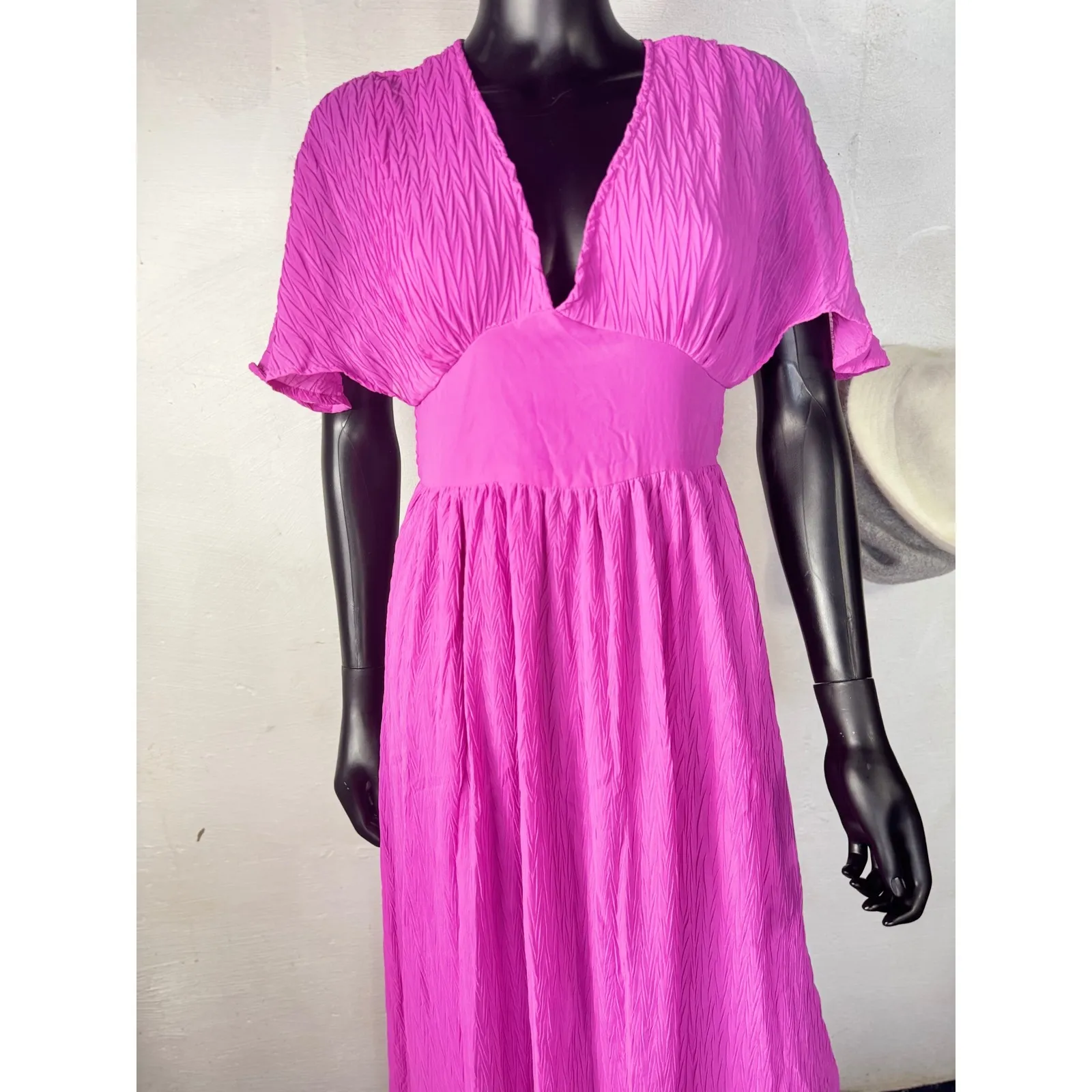 Japna Pink Crinkle Flutter‎ Sleeve Maxi Dress V-Neck Flowy Bohemian Summer - Image 2