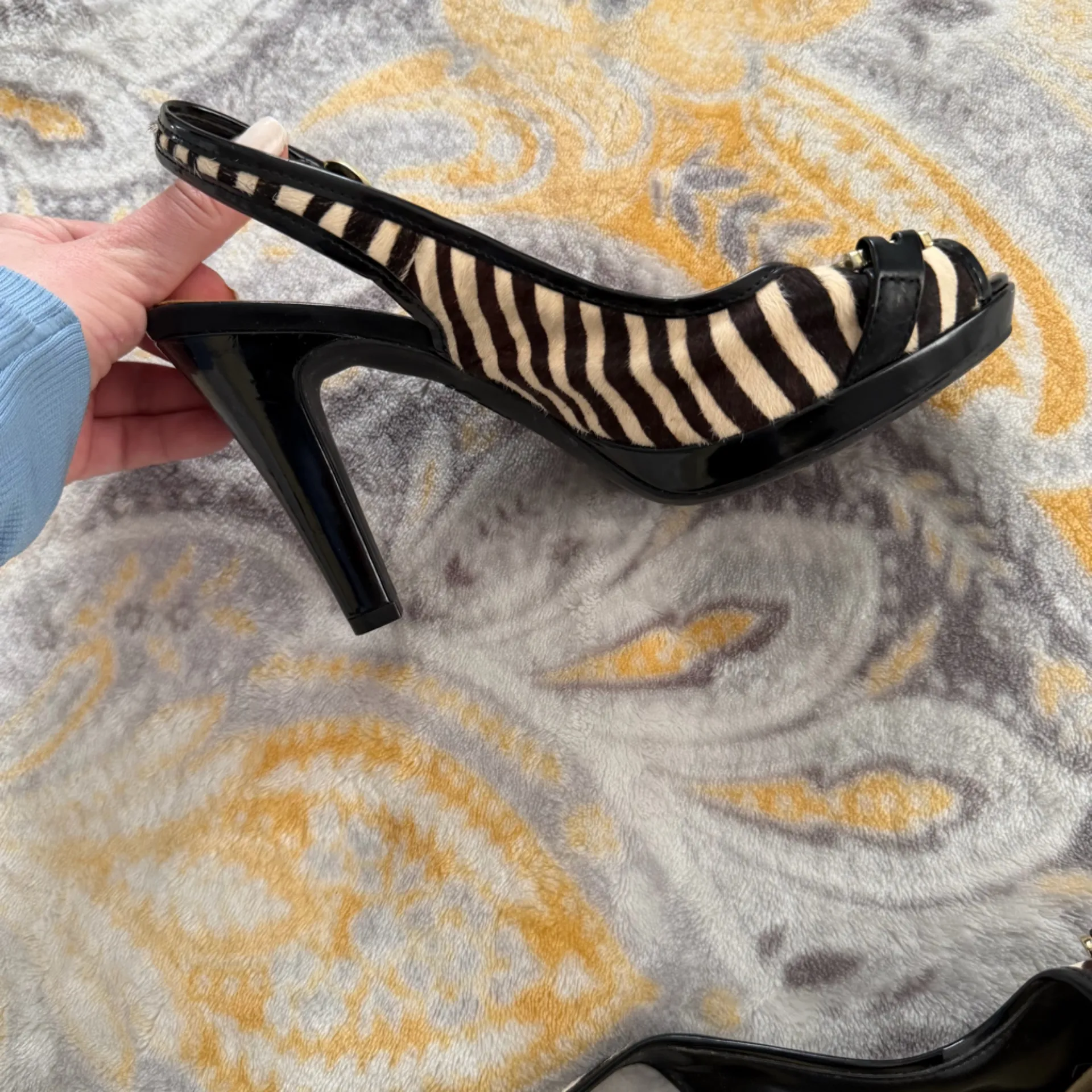 Calf Hair Fur Zebra Print Platform Peep Toe Heels Vintage Anne Klein size 7 Y2k - Image 7