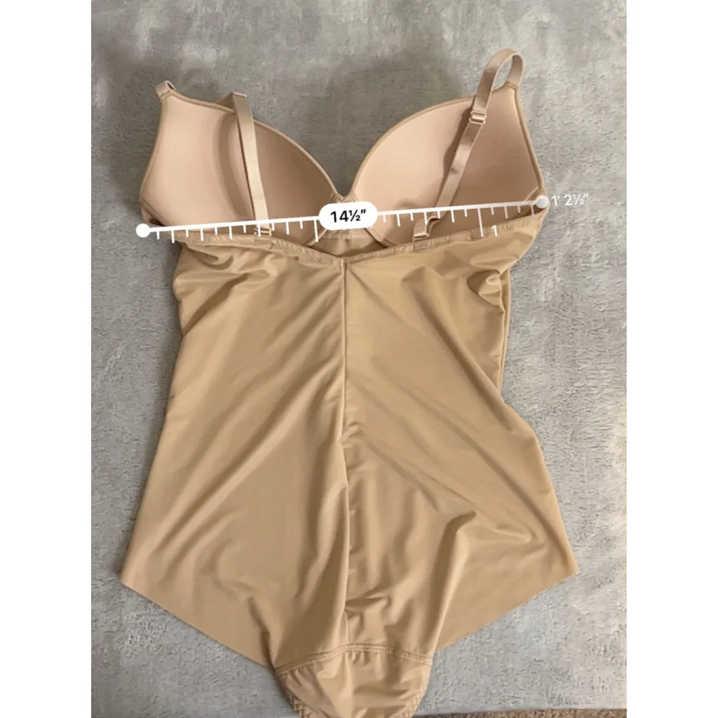 Women's Assets by Spanx Nude Beige Shapewear Bodysuit L Tan Size L - Image 7