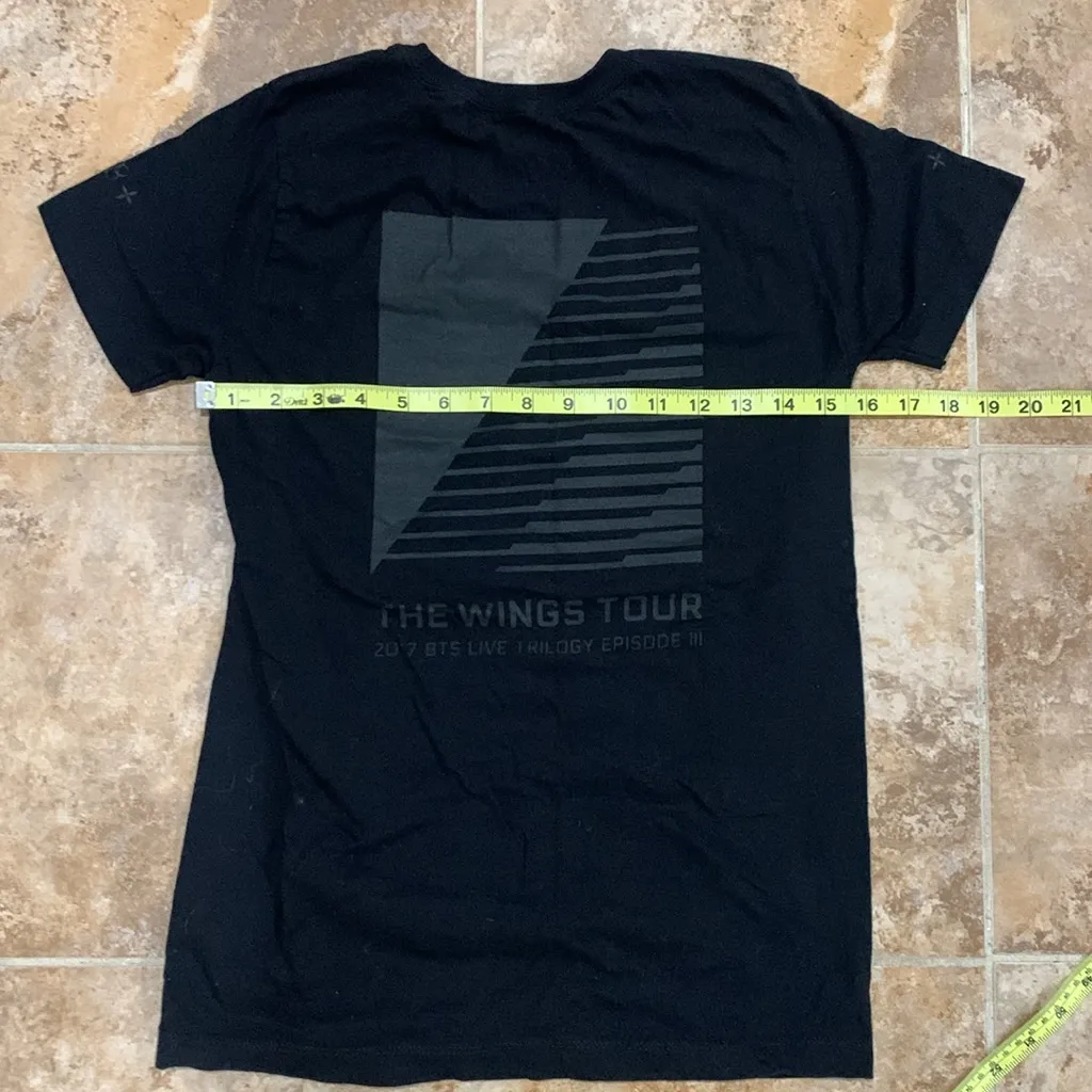 BTS 2017 Wings Tour Tshirt Black Size XS - Image 4