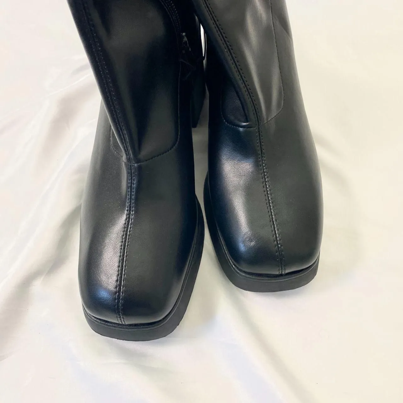 NEW Target Chunky Black Faux Leather Wide Calf Platform Knee High Boots US 11 - Image 4