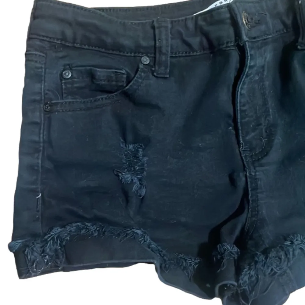 CELEBRITY PINK Honey Shorts Women 7 distressed denim cuffed Y2K edgy festival - Image 7