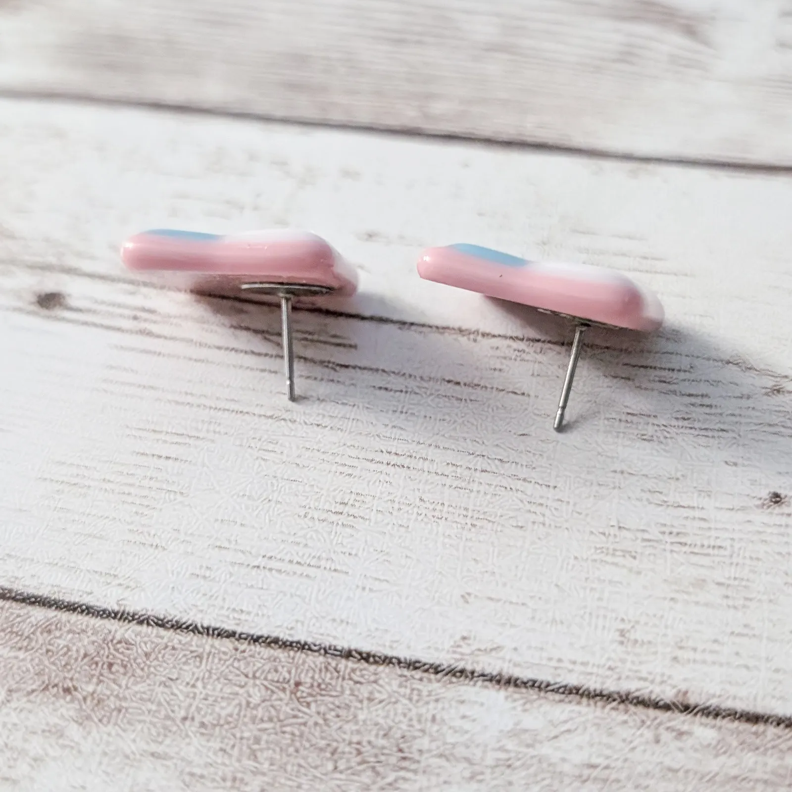 Vintage Earrings for Pierced Ears Retro Pink, White, Blue - Image 4