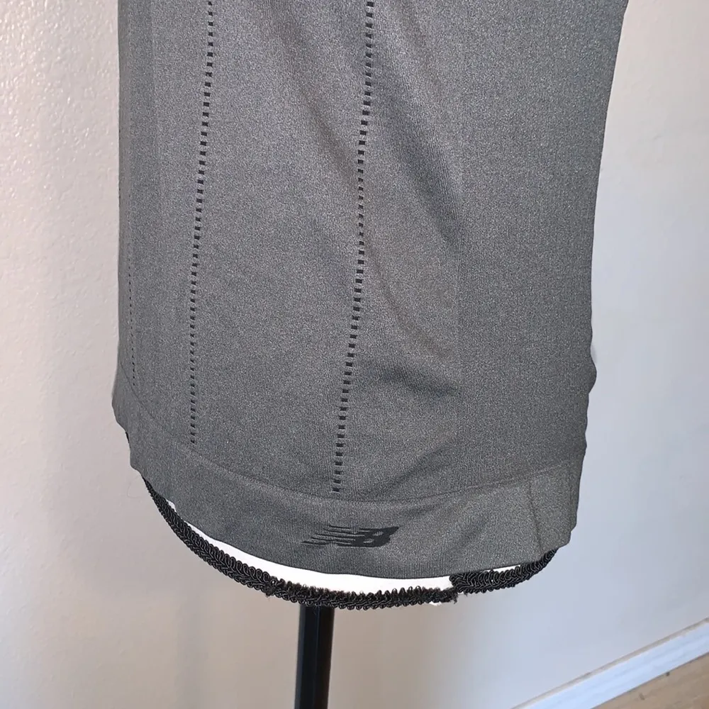 New Balance  green nylon spandex racerback attached bra athletic tank top - Image 6