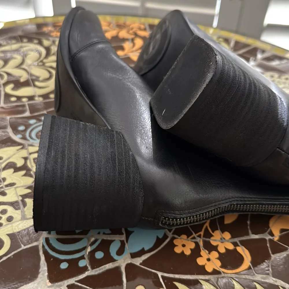 GENTLE SOULS by KENNETH COLE BLICK HEEL ANKLE BOOT SZ: 8.5/39EU - Image 8