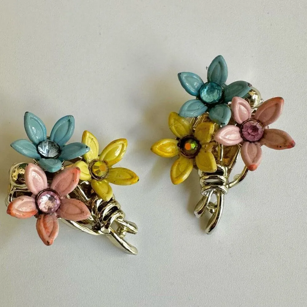 Colorful flower vintage clip on earrings - Image 6