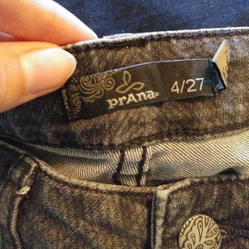 Prana Dark Grey Snakeskin Pattern Skinny Jeans - Image 4