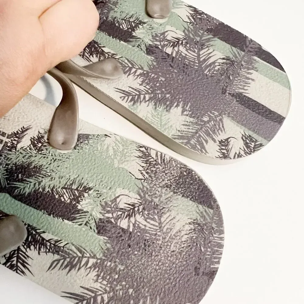 TIDAL Tropical Print Classic‎ Flip Flops Gray Size 9 - Image 4