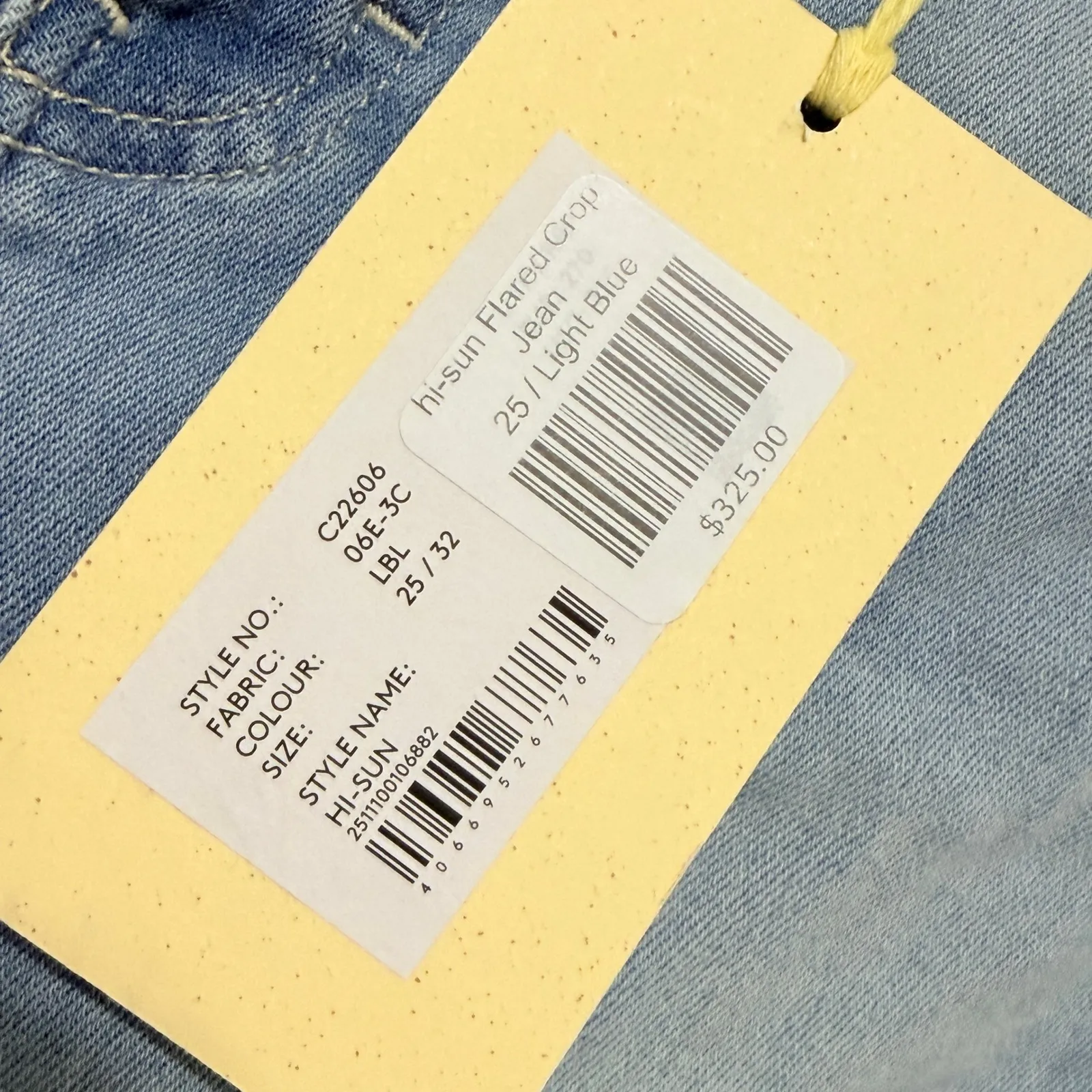 CLOSED Hi Sun High Rise Flared Crop Jeans Light Blue Denim Women's Size 25x32 - Image 6