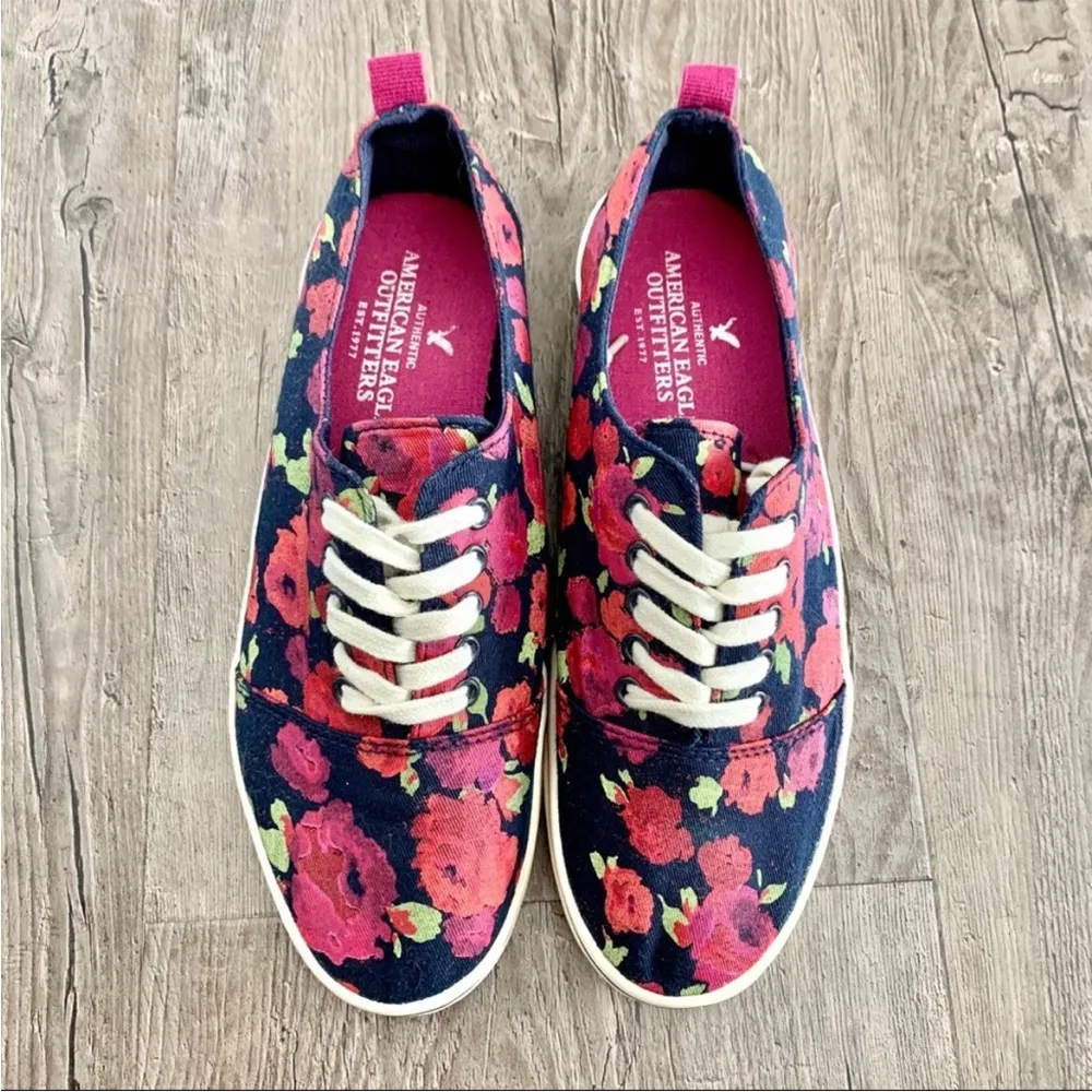 American Eagle Navy Floral Lace Up Shoes Sneakers 7 - Image 4