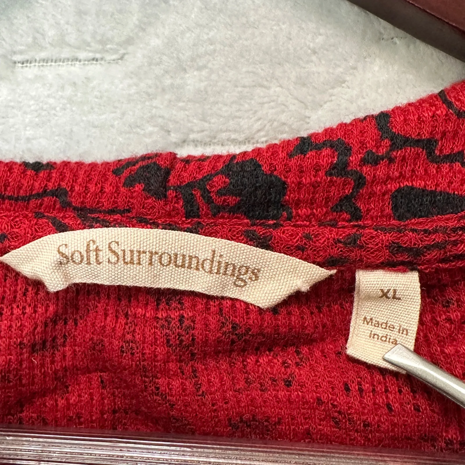 Soft Surroundings Red Black Paisley Cowl Neck Pullover Top XL Boho Lagenlook - Image 3