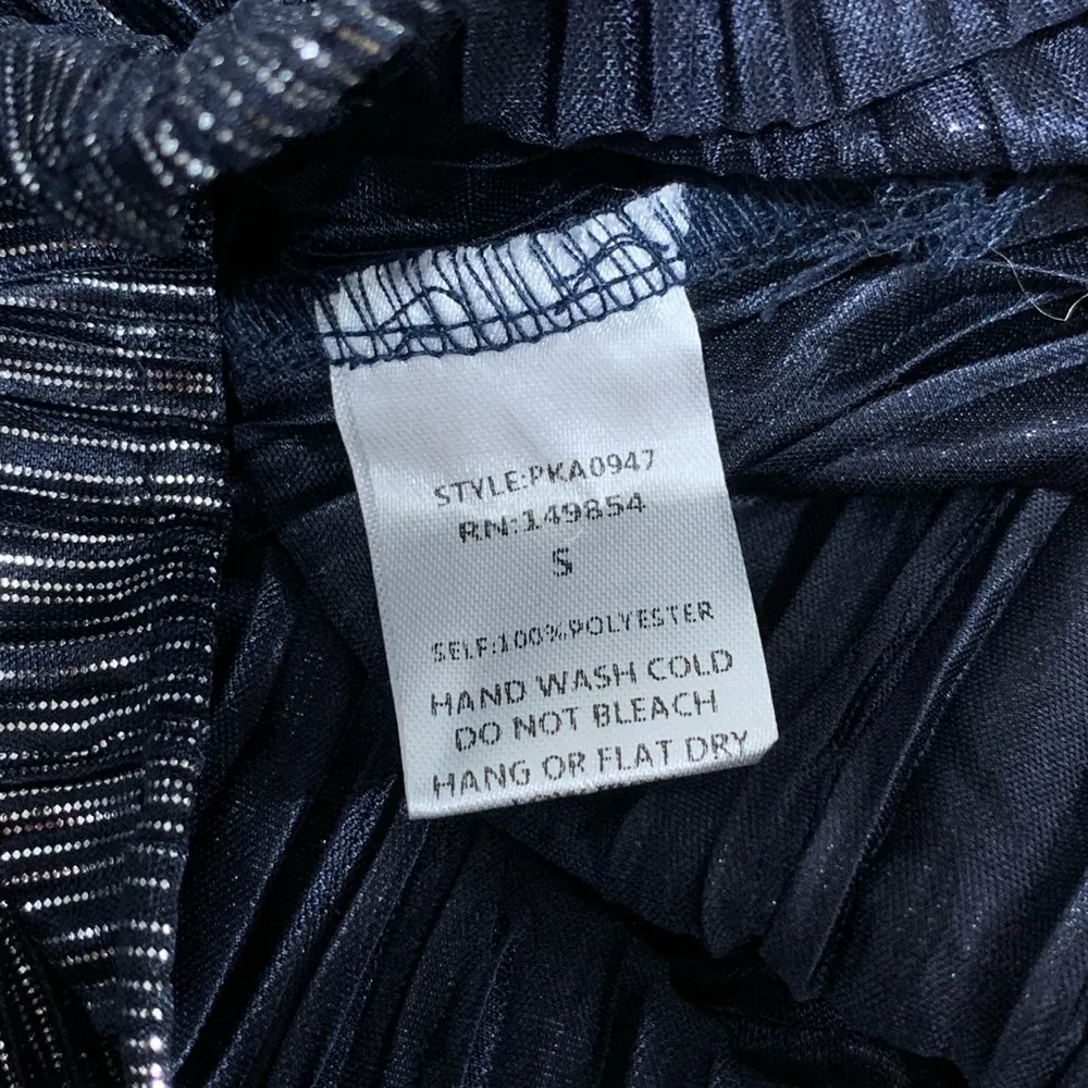 Sadie & Sage Navy Blue Shiny Shorts - Image 5