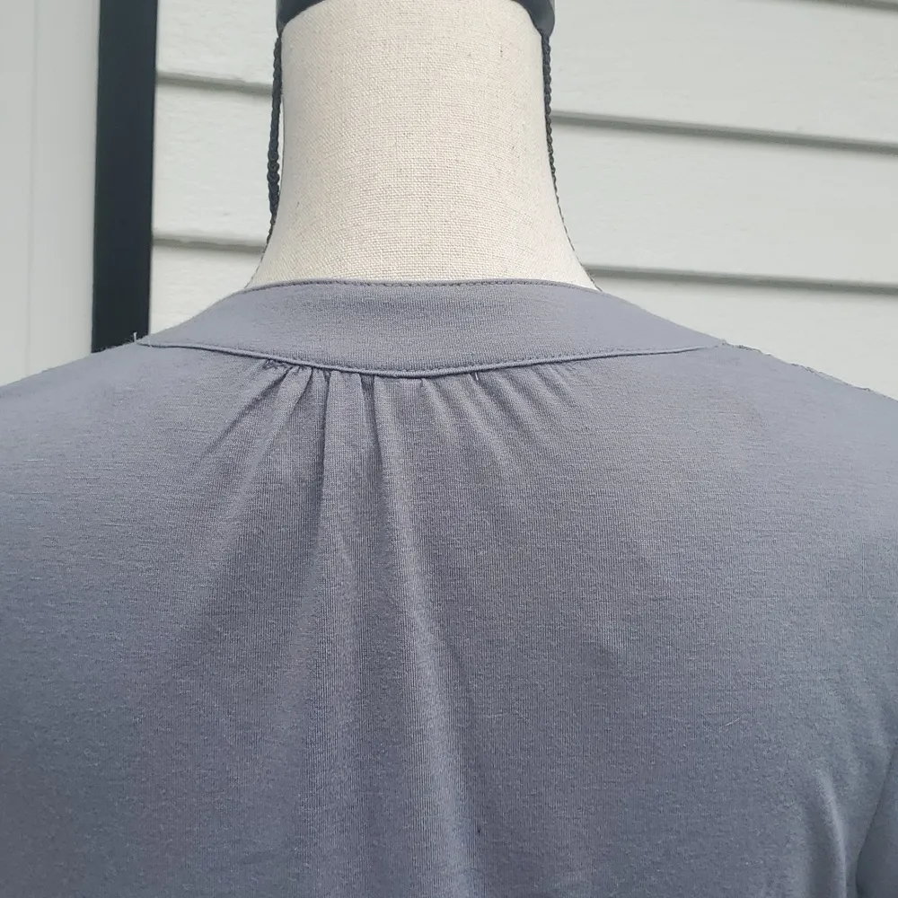 NWT No Boundaries Mixed Media Lace Front Long sleeve Henley - Image 7