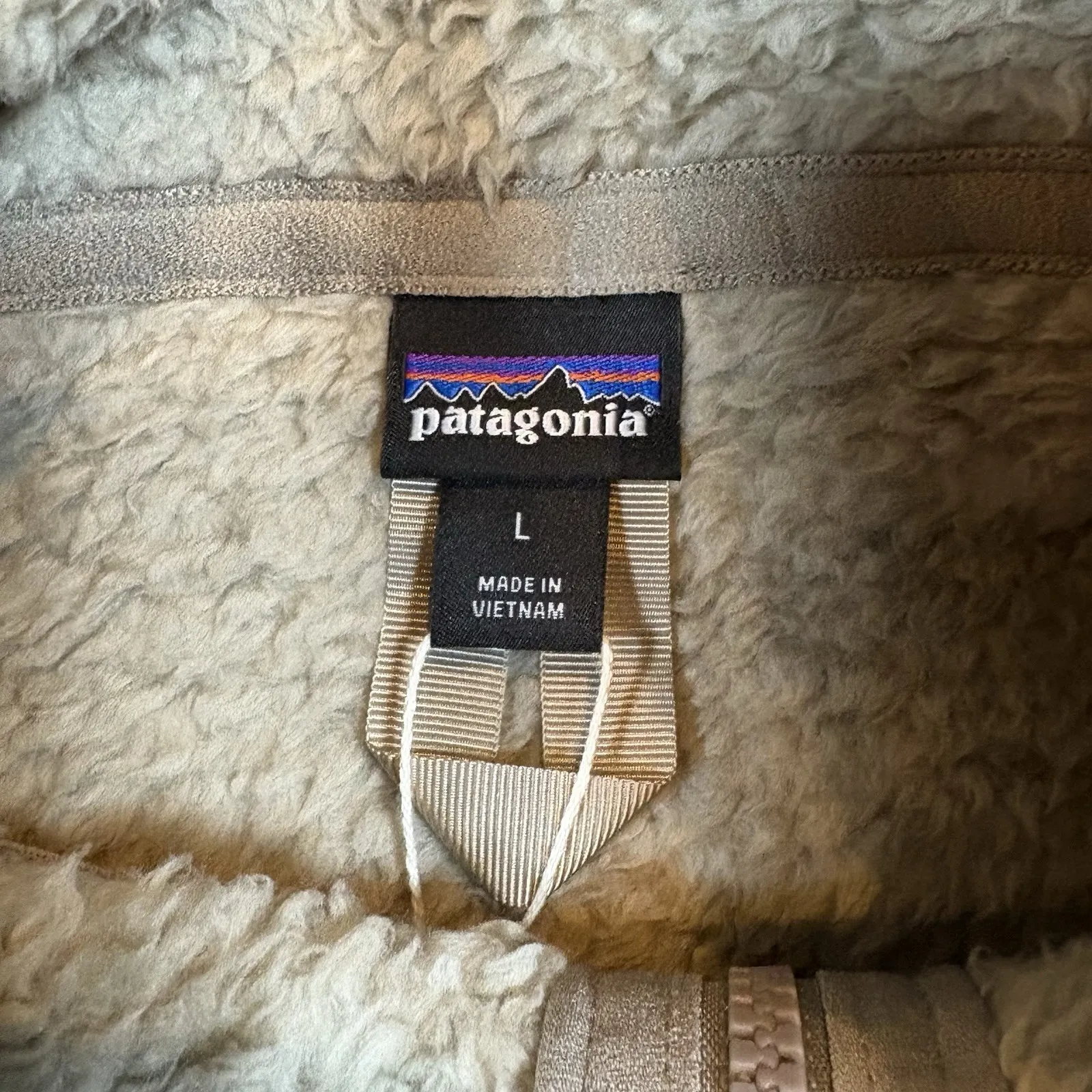 NWT Patagonia Women's L Los Gatos Shroom Seabird Gray Fleece Pullover 1/4 Zip - Image 4