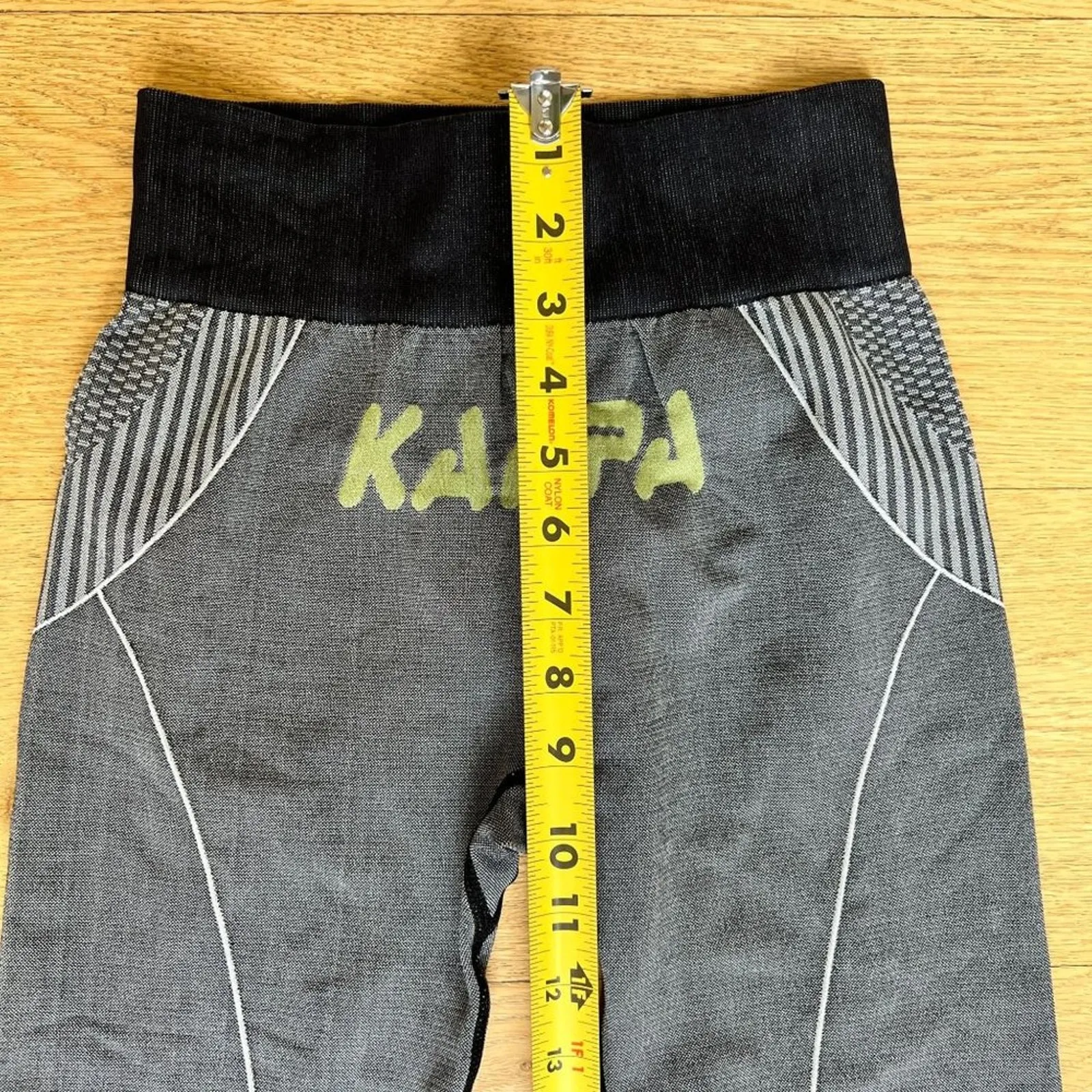 Kappa Authentic Trybunalski Knit Leggings and Myslovice Sports Bra in Black/Gray - Image 10