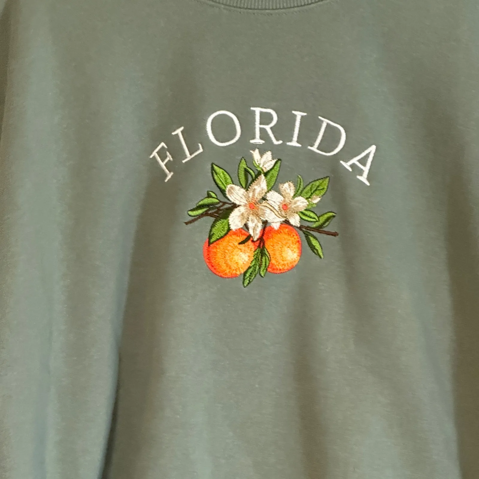 State of Mine Womens Large Green Florida Orange Blossom Embroidered Sweatshirt - Image 4