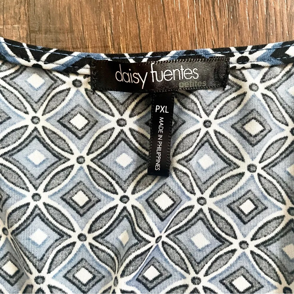 DAISY FUENTES empire waist dress, size Petite XL (PXL) - Image 9