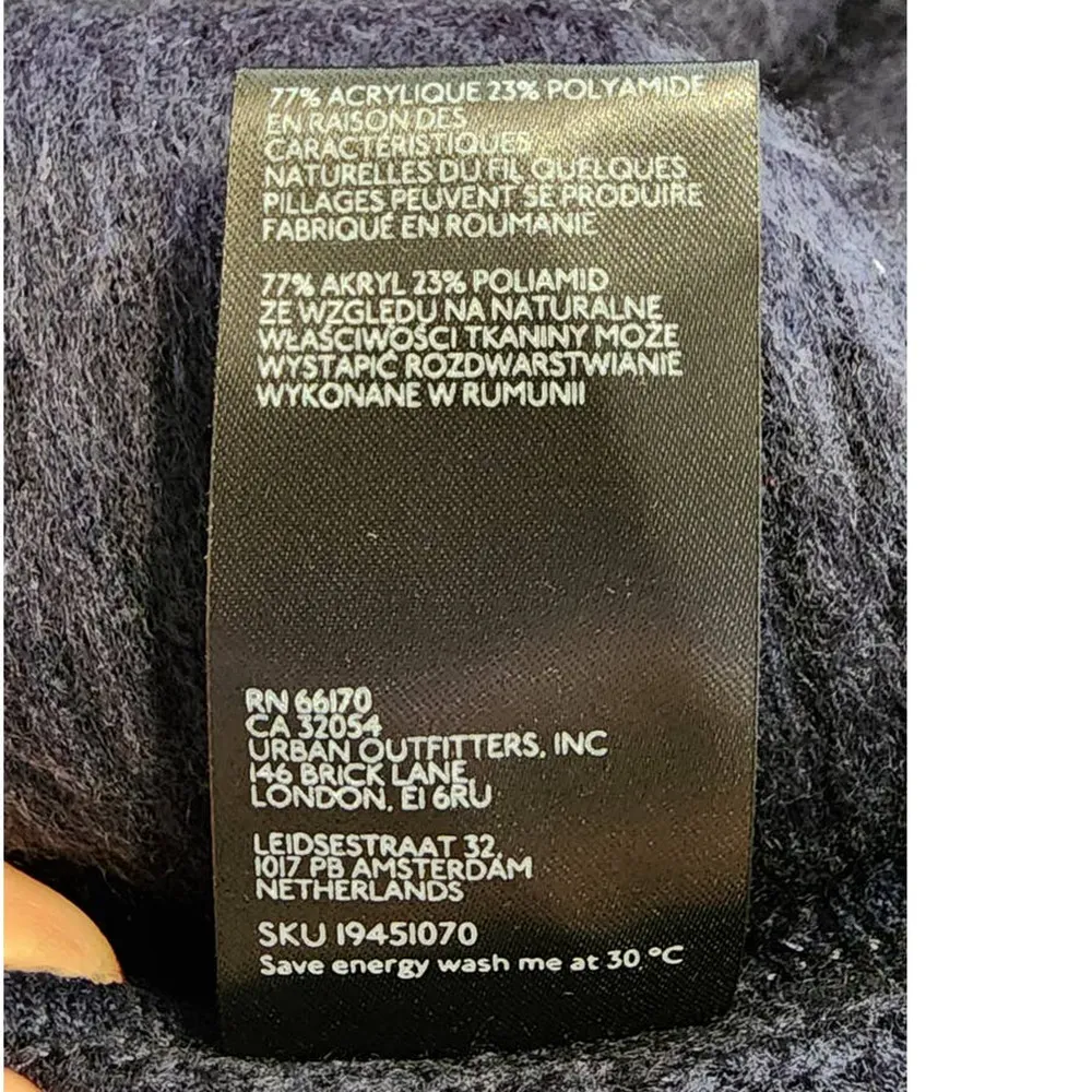iets frans... Urban Outfitters Fluffy Knit Vest Navy Blue Unisex L NWOT - Image 5