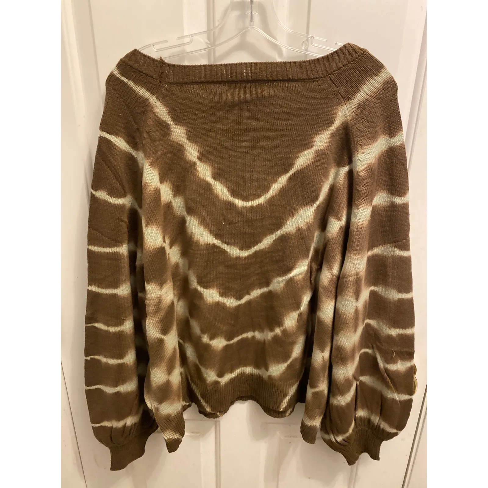 Brand New Umgee USA Women's Size 1X Plus Brown White Tie Dye Sweater Top - Image 4