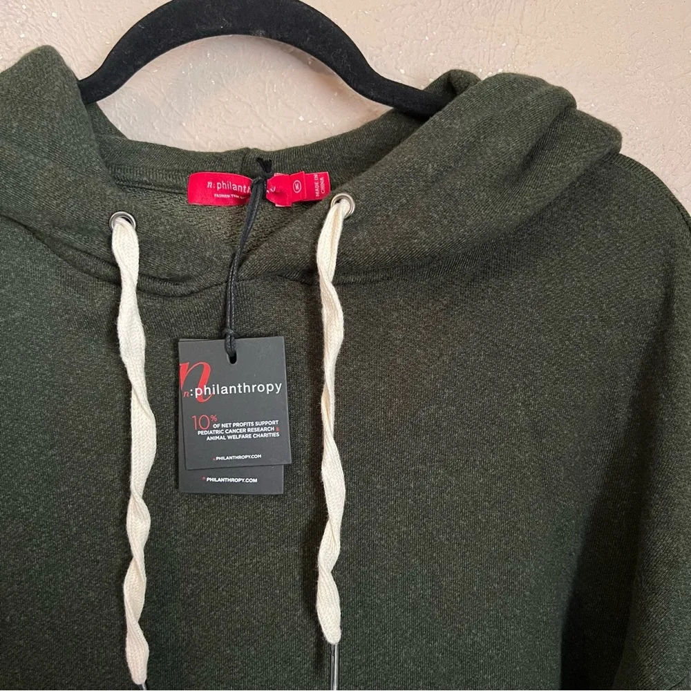 NWT n:Philanthropy Lange Green Dropped Shoulders Hooded Sweatshirt Medium - Image 3