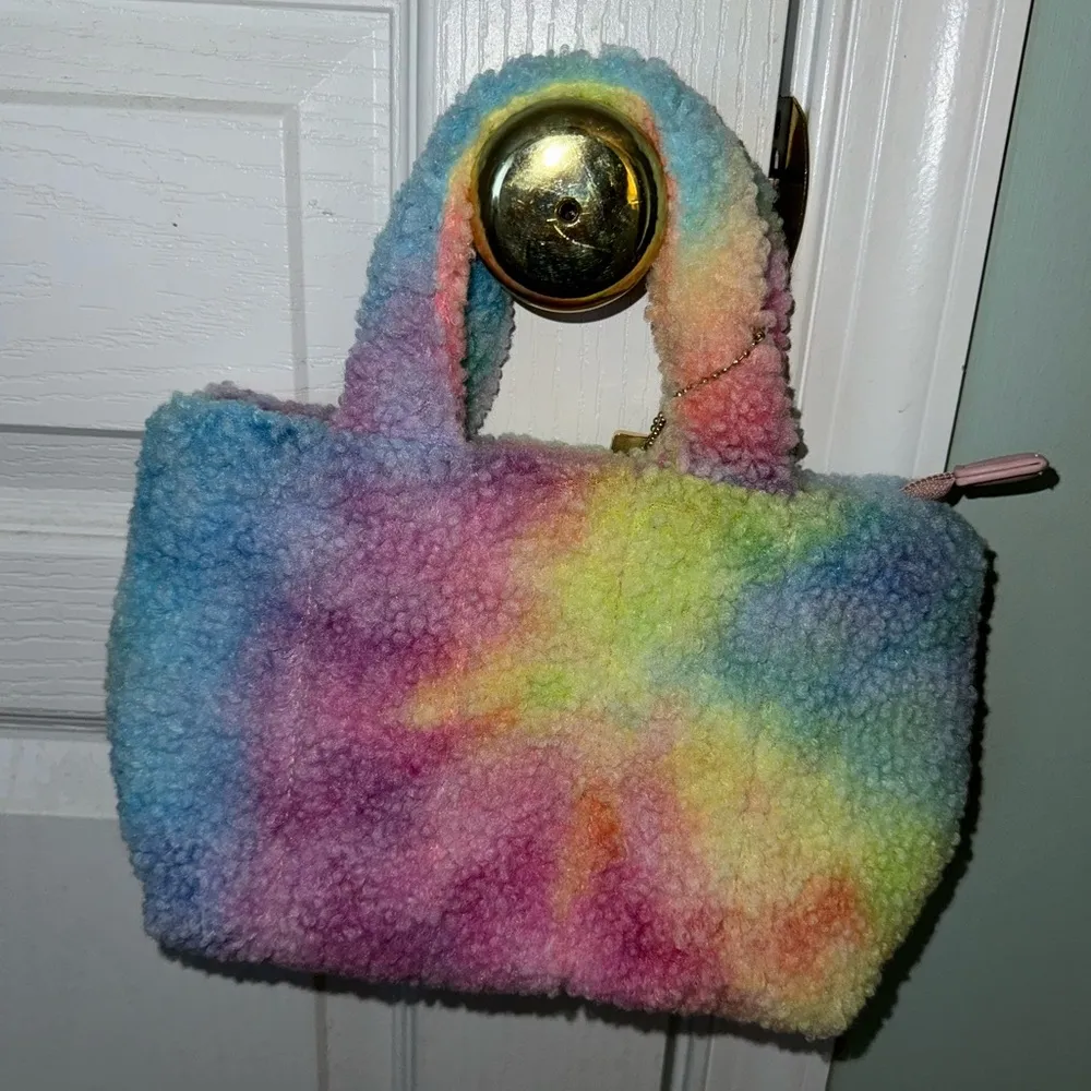 Vintage Havana Mini Sherpa Tote - Image 2