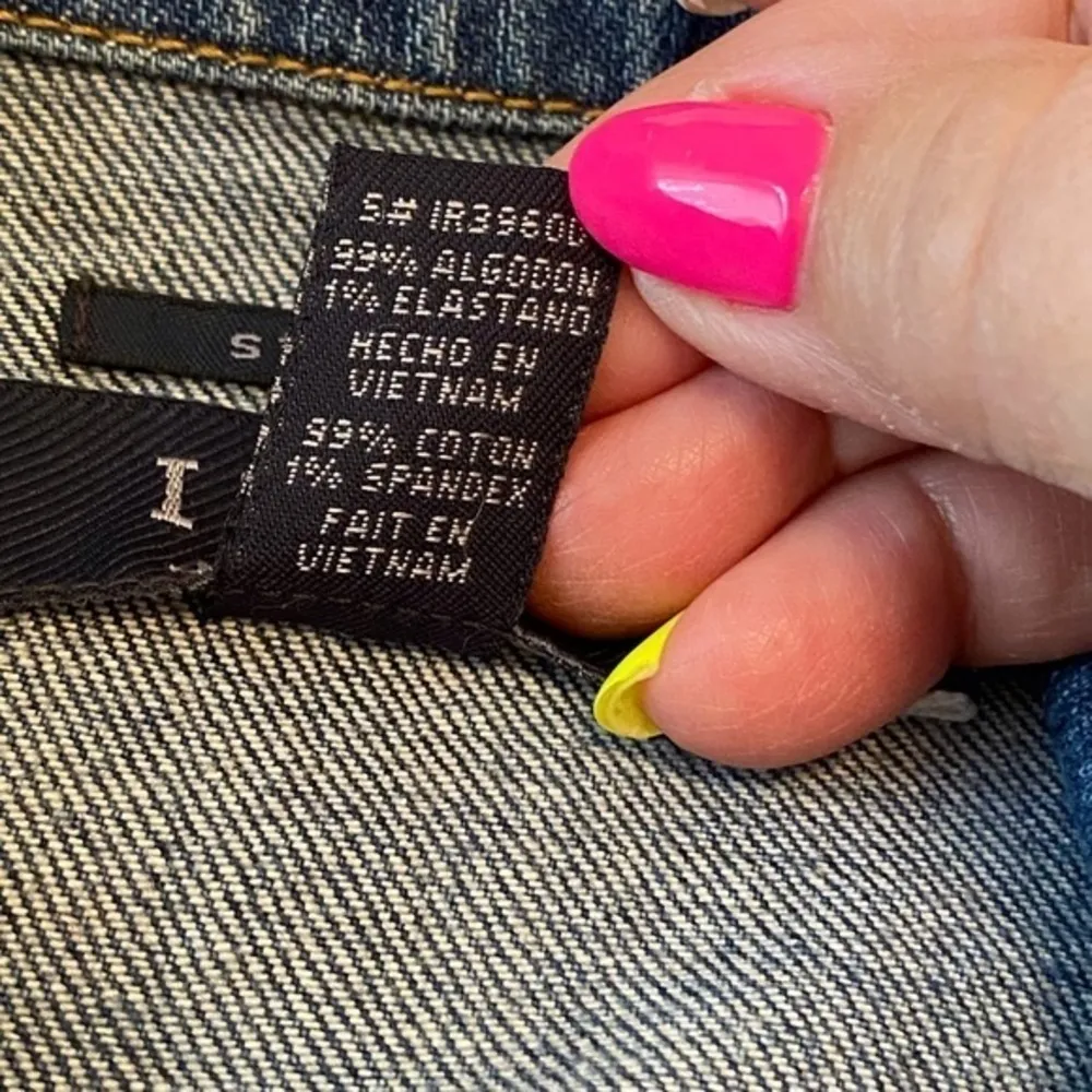 Izod Jeans Women’s Denim Jacket Size Medium - Image 7