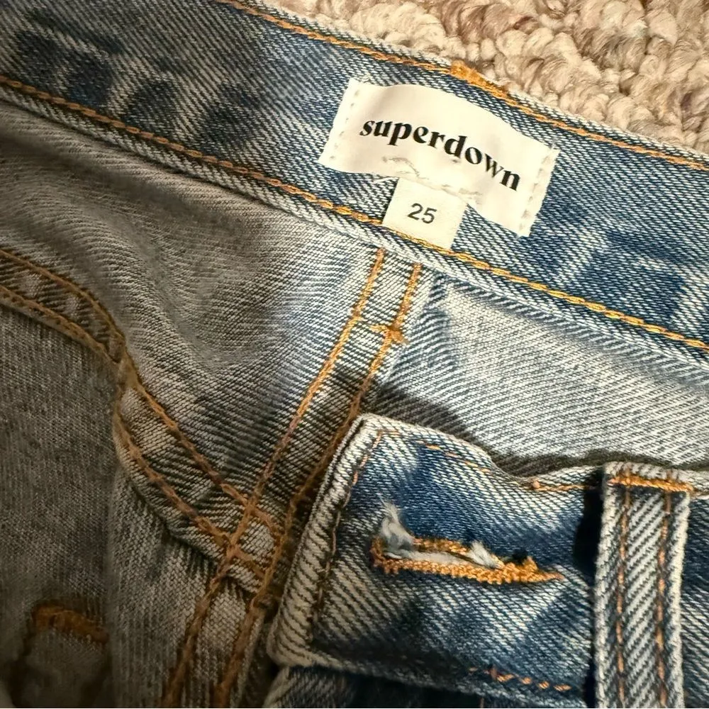 superdown rooney distressed denim short shorts light blue wash size 25 - Image 7