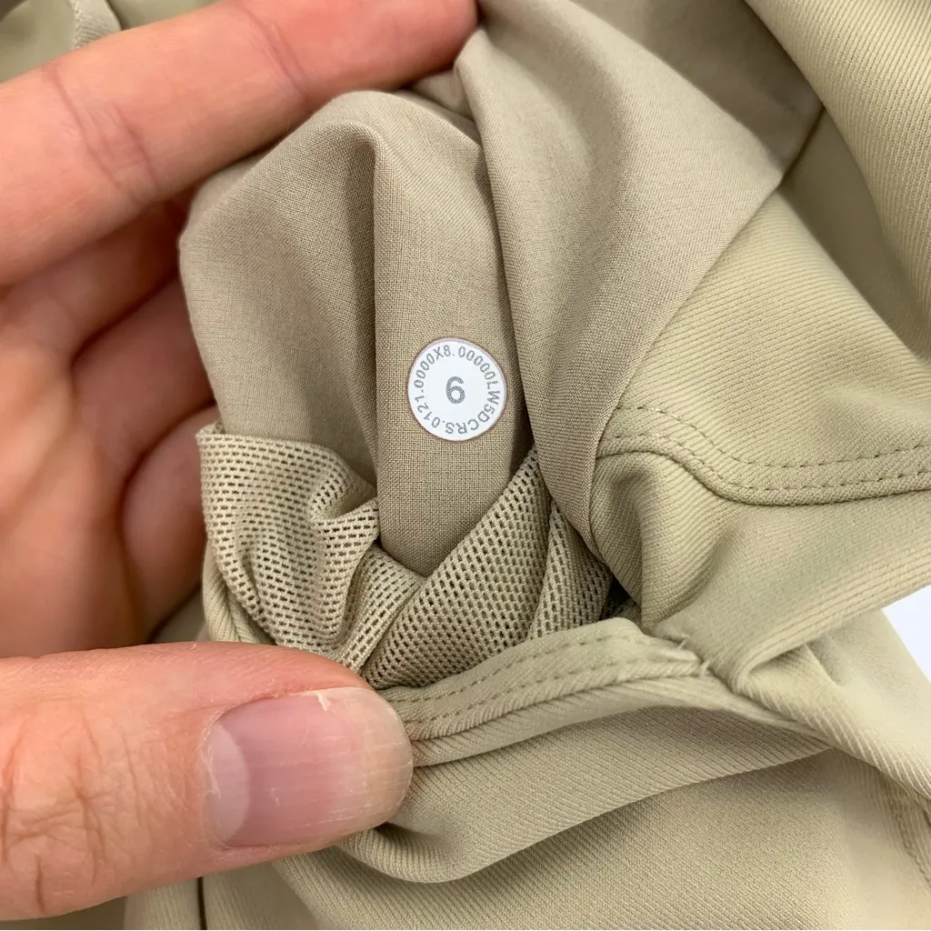 LULULEMON Keep Moving Jogger Trench Khaki 6 - Image 7