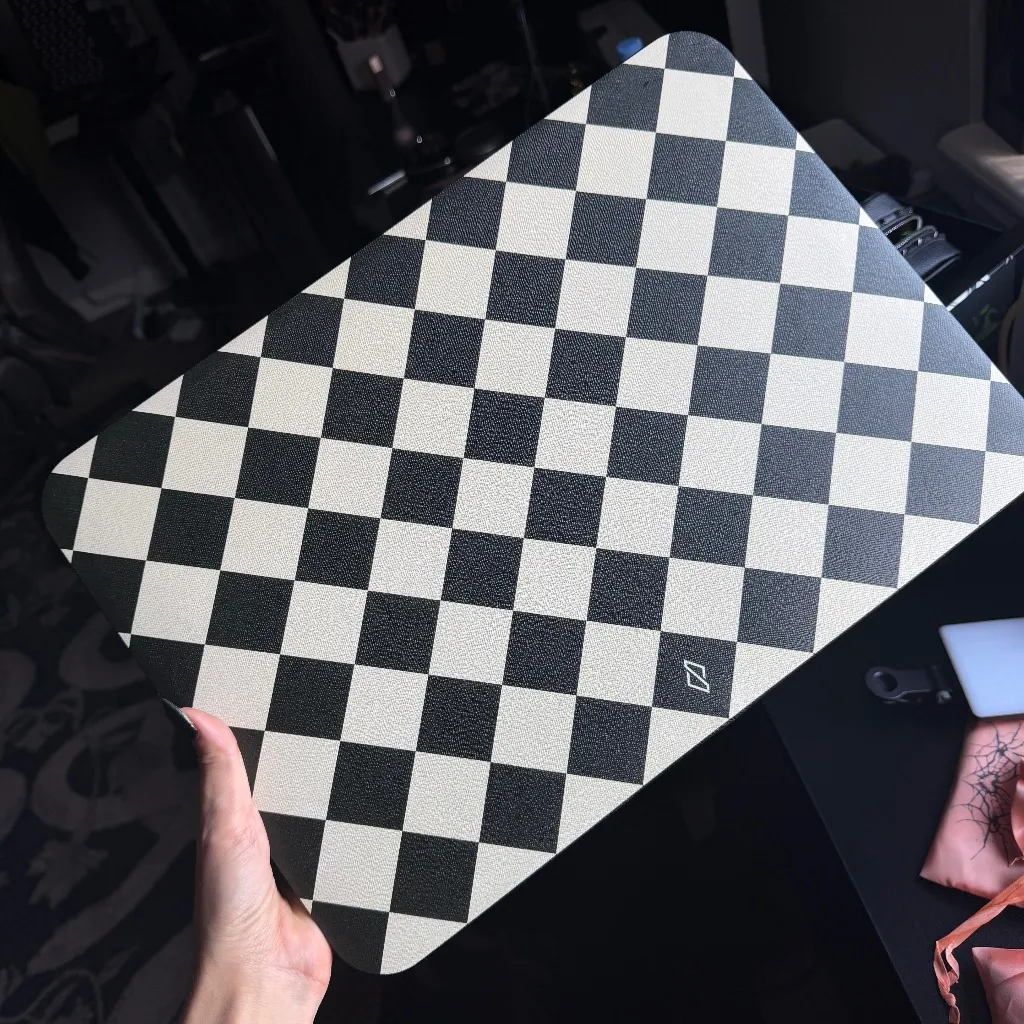 Burga 15in Laptop Sleeve NWOT - Image 2