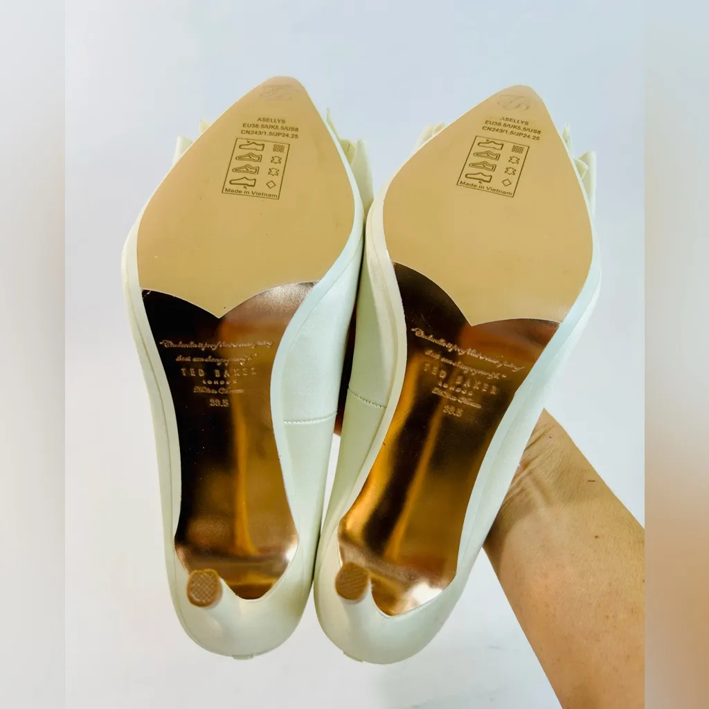Ted Baker Asellys Stiletto Heel Bow Detail Court Shoes, Ivory, size 38.5 NWOT White - Image 7