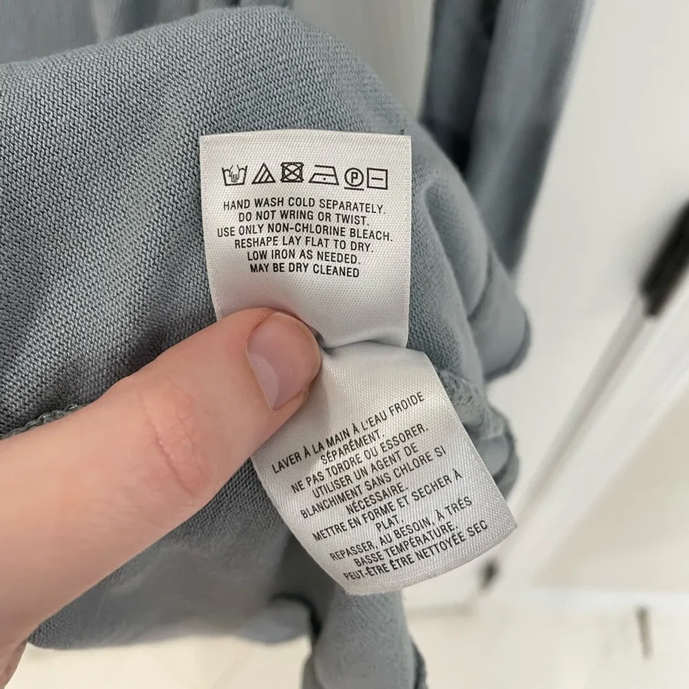 Anthropology Deletta Blue Gray Long Sleeve V Neck Women's Size S - Image 5